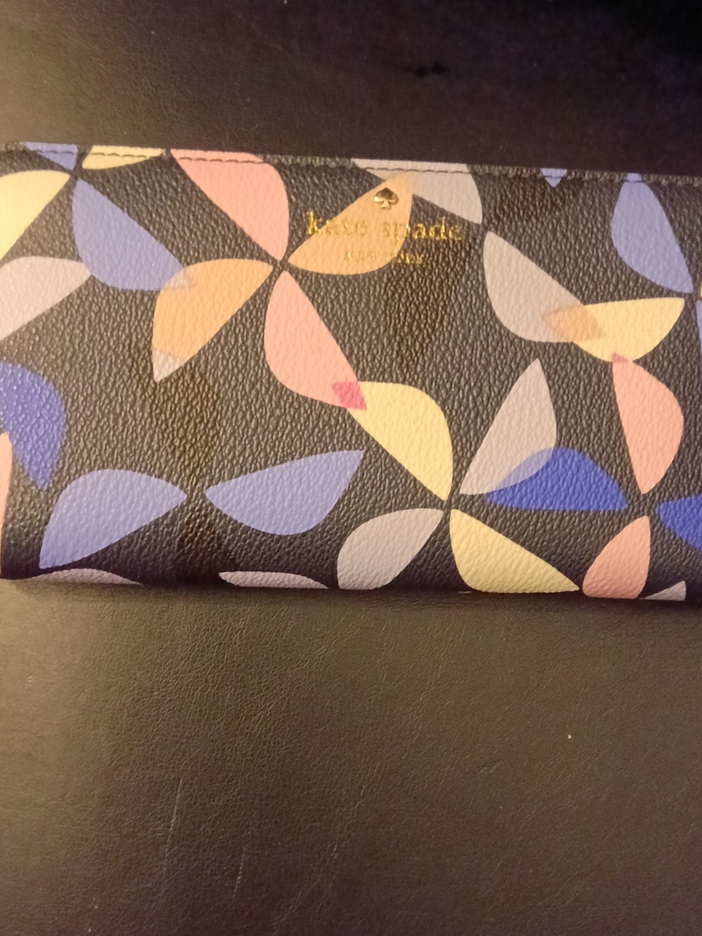 Kate Spade Hawthorne Lane Ryan Spinner Black Floral Multi-Color Wallet